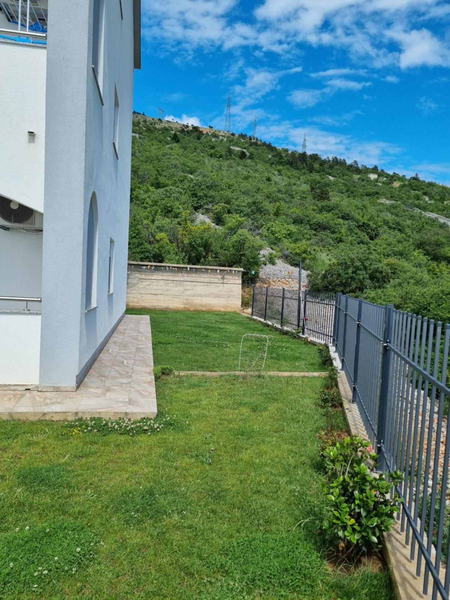 Bruno 1 Apartment Senj  Luaran gambar